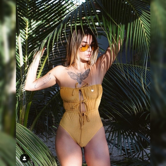 Solid & Striped Paula Suit in Metallic Gold NWT - Picture 14 of 15